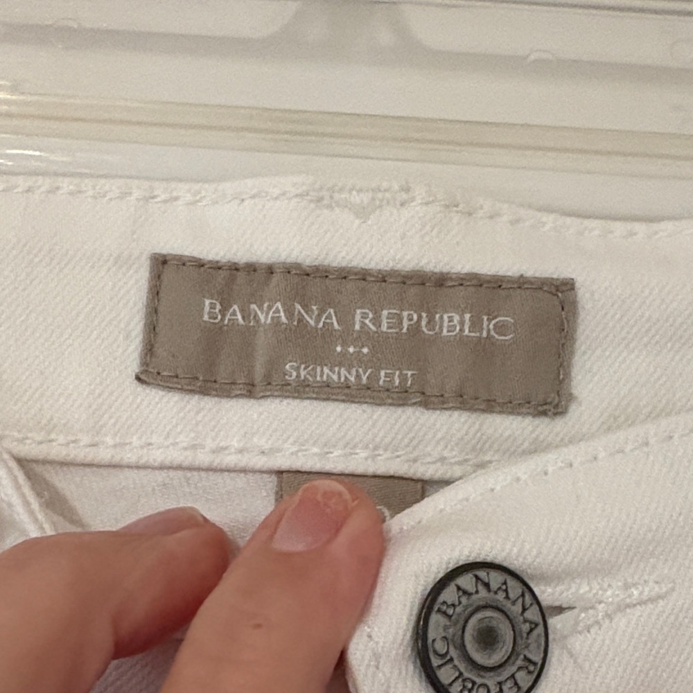 Banana Republic Women's White Skinny Jeans 25/0 excellent used condition. - Picture 2 of 8